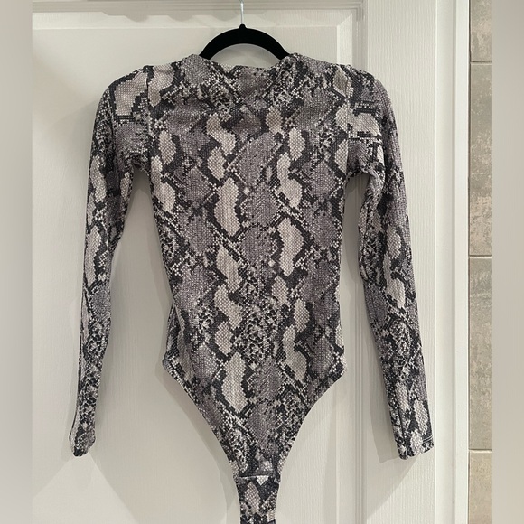 H&M Snakeskin Bodysuit XS - Picture 5 of 5